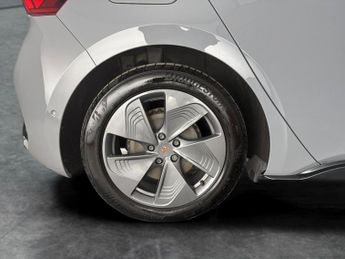 Cupra Born 58kWh V1 (204 ps) - CLIMATE CONTROL - DAB - PRIVACY GLASS