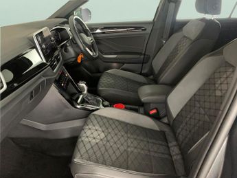 Volkswagen T-Roc 2.0 TDI R-Line DSG 4Motion (150 ps) - DIGITAL DASH - PARK SENSOR