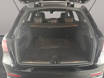 Mercedes-Benz GLC 2.0 GLC220d AMG Line (Premium) G-Tronic+ 4MATIC (194 ps) - HEATE