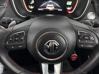 MG Mg Hs 1.5 T-GDI Trophy DCT (162 ps) - ACTIVE LANE ASSIST - KEYLESS ENT