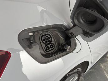 Cupra Born 58kWh V1 (204 ps) - CLIMATE CONTROL - DAB - PRIVACY GLASS