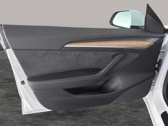 Tesla Model 3 (Dual Motor) Long Range 4WDE (346 ps) - PARK ASSIST - LED - REVE