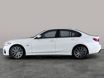 BMW 3 Series 2.0 330e 12kWh M Sport Plug-in (292 ps) - PARK ASSIST - KEYLESS 