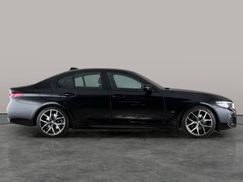 BMW 5 Series 2.0 520d MHT M Sport Steptronic (190 ps) - PERFORMANCE CONTROL
