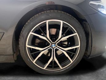 BMW 5 Series 2.0 520d MHT M Sport Steptronic (190 ps) - PERFORMANCE CONTROL