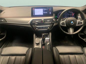 BMW 5 Series 2.0 520d MHT M Sport Steptronic (190 ps) - PERFORMANCE CONTROL