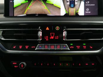 BMW iX3 80kWh M Sport Pro (286 ps) - GESTURE CONTROL - HUD - ADAPT CRUIS