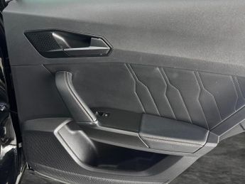 Cupra Formentor 1.4 eHybrid 12.8kWh V2 Plug-in DSG (204 ps) - ADAPTIVE CRUISE - 