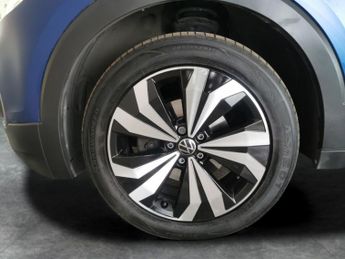 Volkswagen T-cross 1.0 TSI Black Edition DSG (110 ps) - REVERSE CAM - BLIND SPOT AS