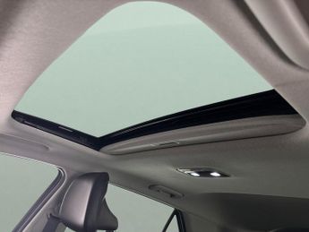Kia Niro 64.8kWh 4 (201 bhp) - ACTIVE LANE ASSIST - HEAT AND COOL SEATS
