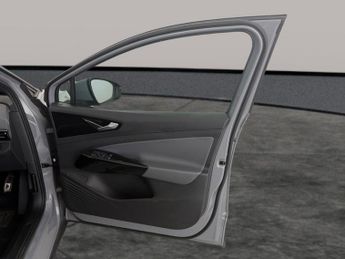 Volkswagen ID.4 Pro Performance 77kWh Life (204 ps) - CARPLAY - PARK ASSIST - LE
