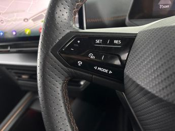 Cupra Born 58kWh V2 (204 ps) - REVERSE CAM - HEATED SEATS - NAV