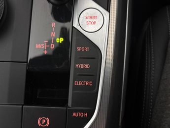 BMW 3 Series 2.0 330e 12kWh M Sport Plug-in (292 ps) - PARK ASSIST - KEYLESS 