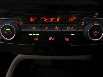 BMW X1 2.0 20i xLine xDrive (178 ps) - CARPLAY - PARK ASSIST - LED