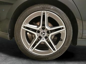 Mercedes-Benz CLA 1.3 CLA200 AMG Line Shooting Brake 7G-DCT (163 ps) - LED - NAV