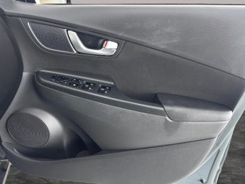 Hyundai Kona 1.6 h-GDi SE Connect DCT (141 ps) - REVERSE CAM - BLUETOOTH - CR