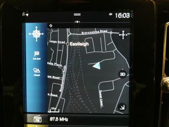Volvo XC40 1.5h T4 Recharge 10.7kWh Core Plug-in (211 ps) - CARPLAY - PARK 