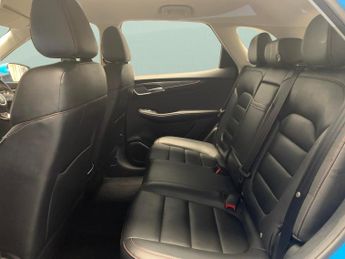MG Mg Hs 1.5 T-GDI Excite DCT (162 ps) - NAV - BLIND SPOT ASSIST - LANE D