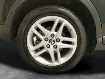 Toyota C-HR 1.8 Icon CVT [Tech] REV CAM - LANE TRACE - LANE DEPART ALERT