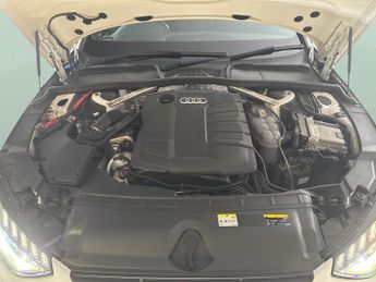 Audi A4 2.0 TDI 35 Black Edition S Tronic (163 ps) - BLUETOOTH - CRUISE