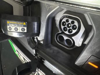 Kia Niro 64.8kWh 4 (201 bhp) - REVERSE CAM - NAV - HEATED SEATS