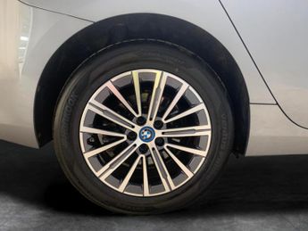 BMW 2 Series Active Tourer 1.5 225xe 16.3kWh Luxury Plug-in DCT 4WD (245 ps) - LED - REVERS