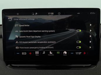 Skoda Enyaq iV 62kWh 60 (DC120kW) (179 ps) - KEYLESS START - PARK SENSORS