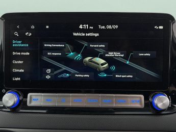 Hyundai Kona 64kWh Premium (10.5kW Charger) (204 ps) - UPGRADED SOUND - LED