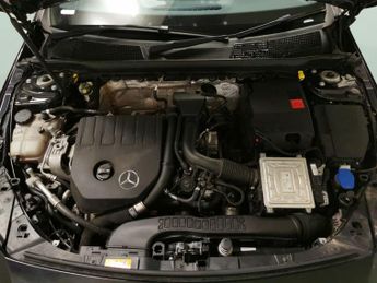 Mercedes-Benz CLA 1.3 CLA200 AMG Line Shooting Brake 7G-DCT (163 ps) - LED - NAV