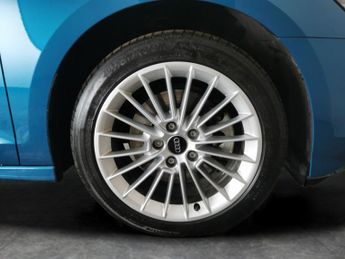 Audi A3 1.4 TFSIe 40 Sport Sportback Plug-in S Tronic 13kWh (204 ps) - C