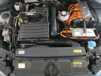 Audi A3 1.4 TFSIe 40 Sport Sportback Plug-in S Tronic 13kWh (204 ps) - C