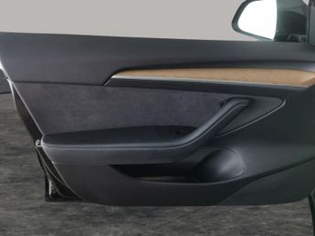 Tesla Model 3 (Dual Motor) Long Range 4WDE (346 ps) - KEYLESS ENTRY - PARK ASS
