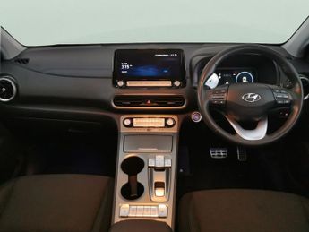 Hyundai Kona 64kWh Premium (10.5kW Charger) (204 ps) - KEYLESS ENTRY - LED - 