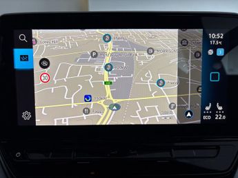 Volkswagen ID.4 Pure Performance 52kWh Life (170 ps) - REVERSE CAM - NAV - HEATE