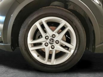 Toyota C-HR 1.8 Icon CVT [Tech] REV CAM - LANE TRACE - LANE DEPART ALERT