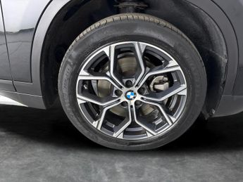 BMW X1 2.0 20i xLine xDrive (178 ps) - CARPLAY - PARK ASSIST - LED