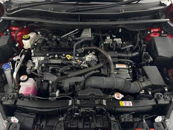 Toyota Yaris 1.5 VVT-h Design E-CVT (116 ps) - LANE TRACE ASSIST - LANE DEPAR