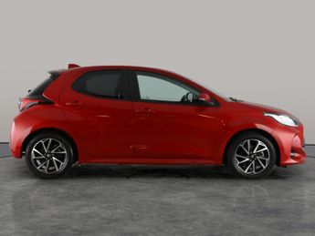 Toyota Yaris 1.5 VVT-h Design E-CVT (116 ps) - LANE TRACE ASSIST - LANE DEPAR