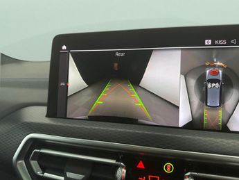 BMW iX3 80kWh M Sport Pro (286 ps) - GESTURE CONTROL - HUD - PARK ASSIST
