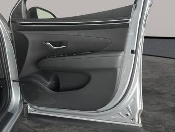 Hyundai Tucson 1.6 h T-GDi Premium (230 ps) - NAV - HEATED STEERING - BLIND SPO