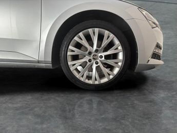Skoda Superb 1.4 TSI iV 13kWh SE L Plug-in DSG (218 ps) - LED - SMARTLINK - N