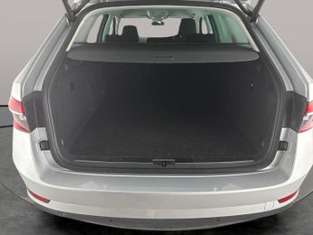 Skoda Superb 1.4 TSI iV 13kWh SE L Plug-in DSG (218 ps) - LED - SMARTLINK - N