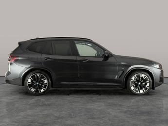 BMW iX3 80kWh M Sport Pro (286 ps) - GESTURE CONTROL - HUD - PARK ASSIST