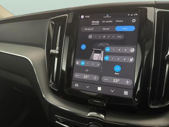 Volvo XC60 2.0 B5 MHEV Plus AWD (250 ps) - CARPLAY - HK AUDIO - KEYLESS ENT