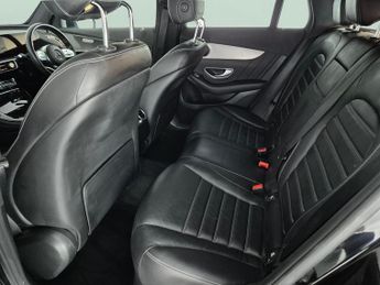 Mercedes-Benz EQC EQC 400 80kWh AMG Line 4MATIC (408 ps) - HEATED LEATHER - COMFOR