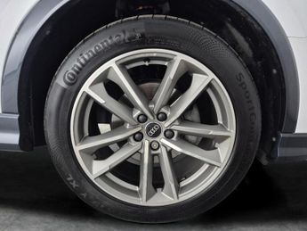 Audi Q3 1.5 TFSI CoD 35 Black Edition Sportback S Tronic (150 ps) - BLAC