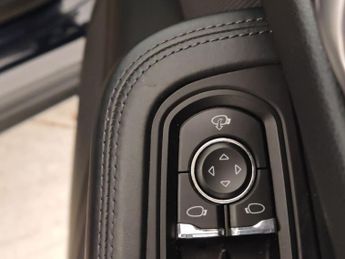 Porsche Macan 2.9T V6 S PDK 4WD (380 ps) - LANE DEPARTURE  - CRUISE - PADDLE S