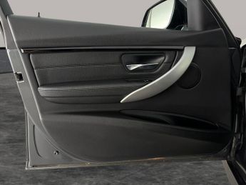 BMW 3 Series 2.0 320d M Sport xDrive (190 ps) - INTERIOR TRIM - BRUSHED ALUMI