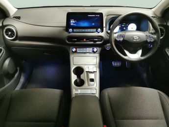 Hyundai Kona 64kWh Premium (10.5kW Charger) (204 ps) - HEATED SEATS - HEATED 