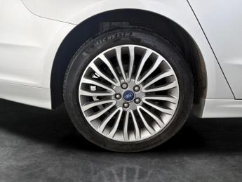 Ford Mondeo 2.0 TiVCT Titanium Edition CVT (18 inch alloys) (187 ps) - FORD 